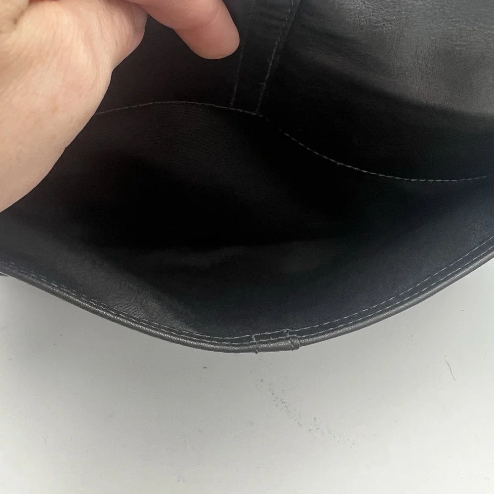 Y2K Coach Leather SOHO Shoulder Hobo Bag Purse Black Silver Buckle D1063-F13105